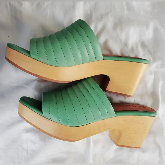 Beklina Mint Ribbed Open-toe Clogs Sandals 10 - Picture 4 of 9